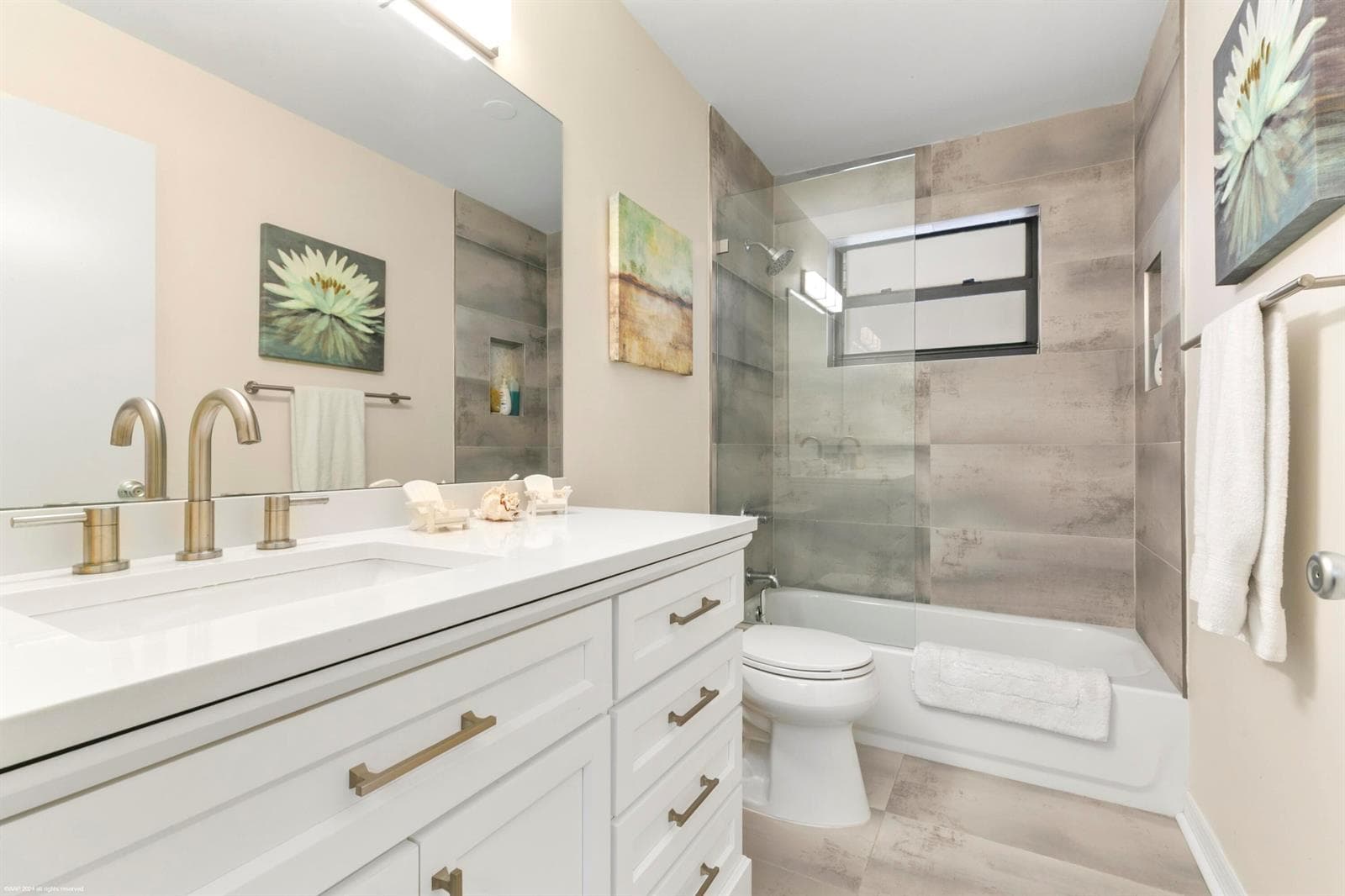 13477 Fountain View Blvd 014