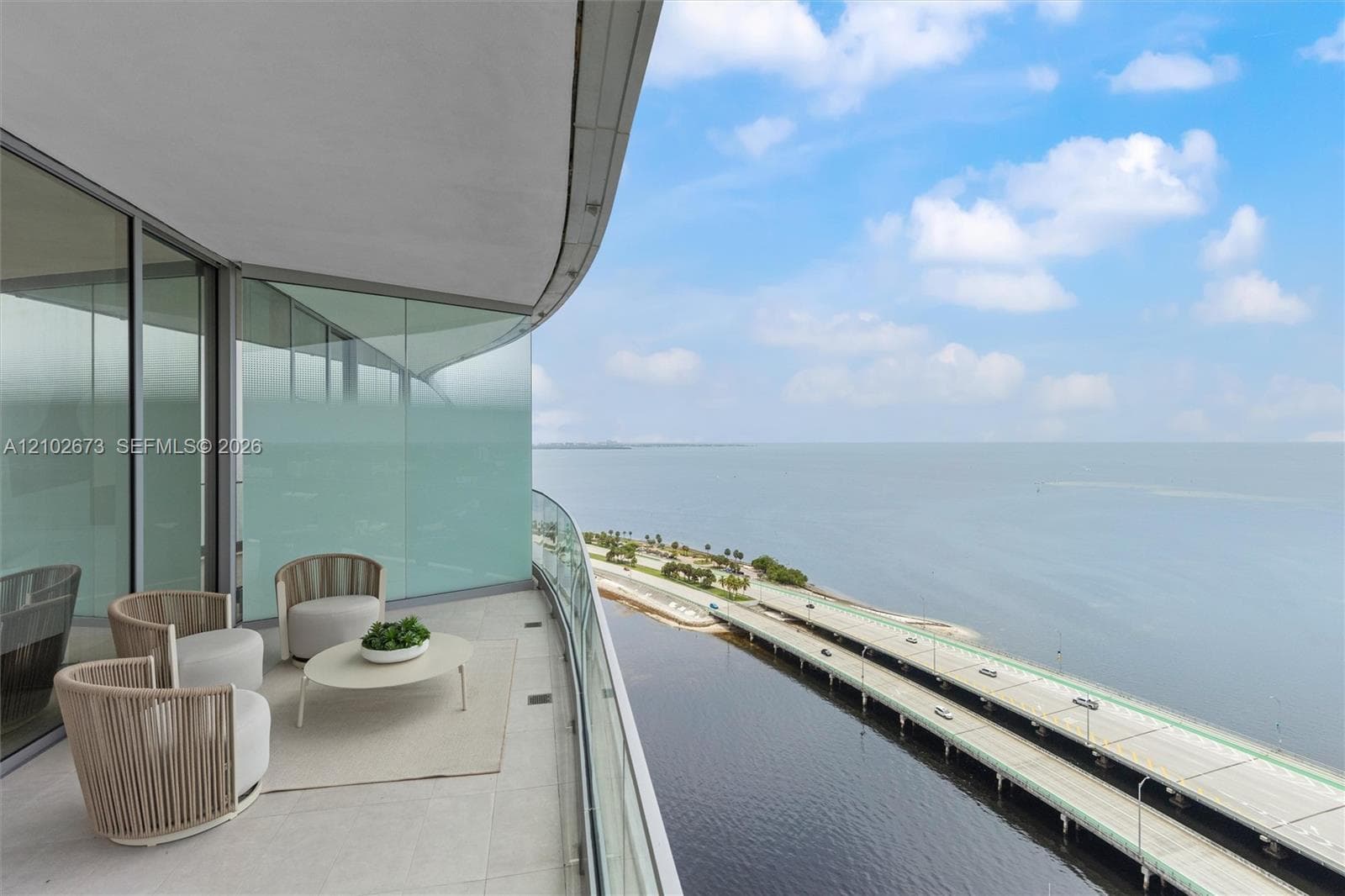 Una Residences · #2003 in Miami - Photo 13