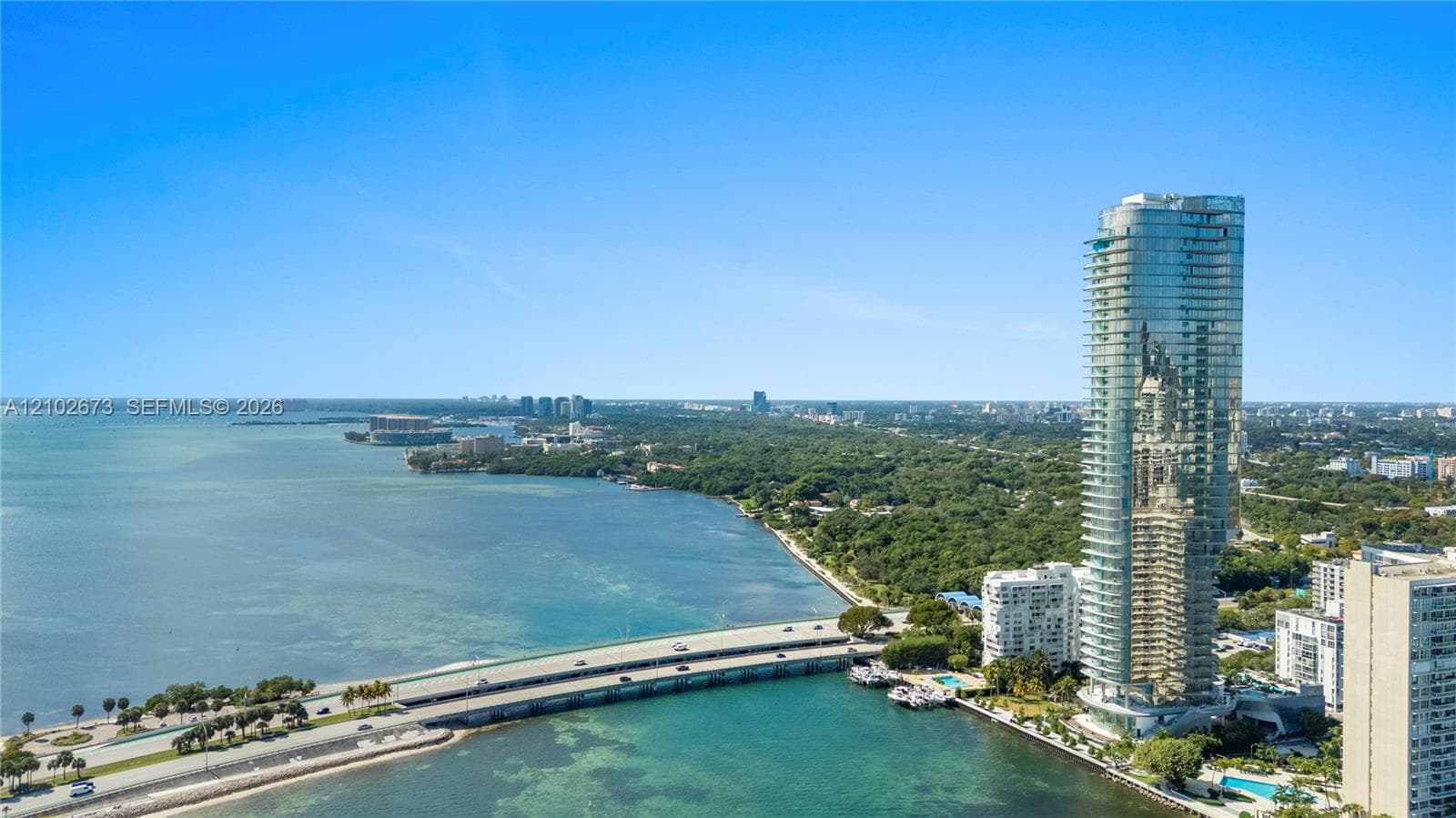 Una Residences · #2003 in Miami - Photo 4