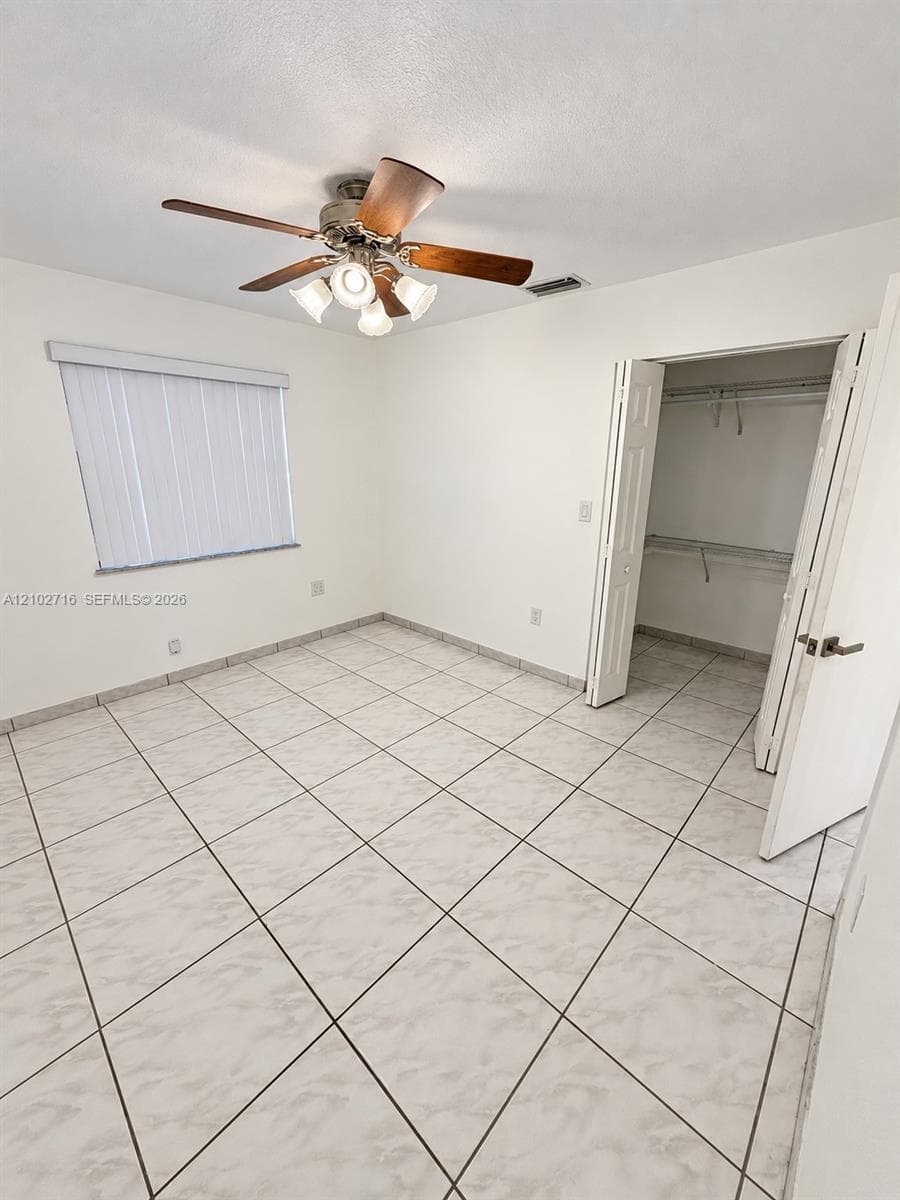 11461 SW 193rd St photo 14