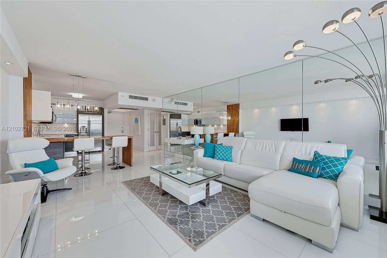 The Decoplage · #1008 in Miami Beach - Photo 3