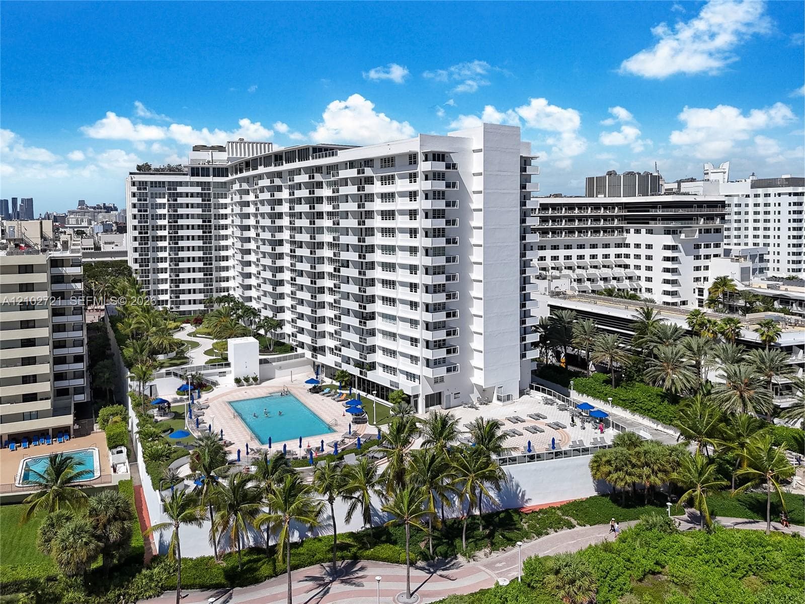 The Decoplage · #1008 in Miami Beach - Photo 1