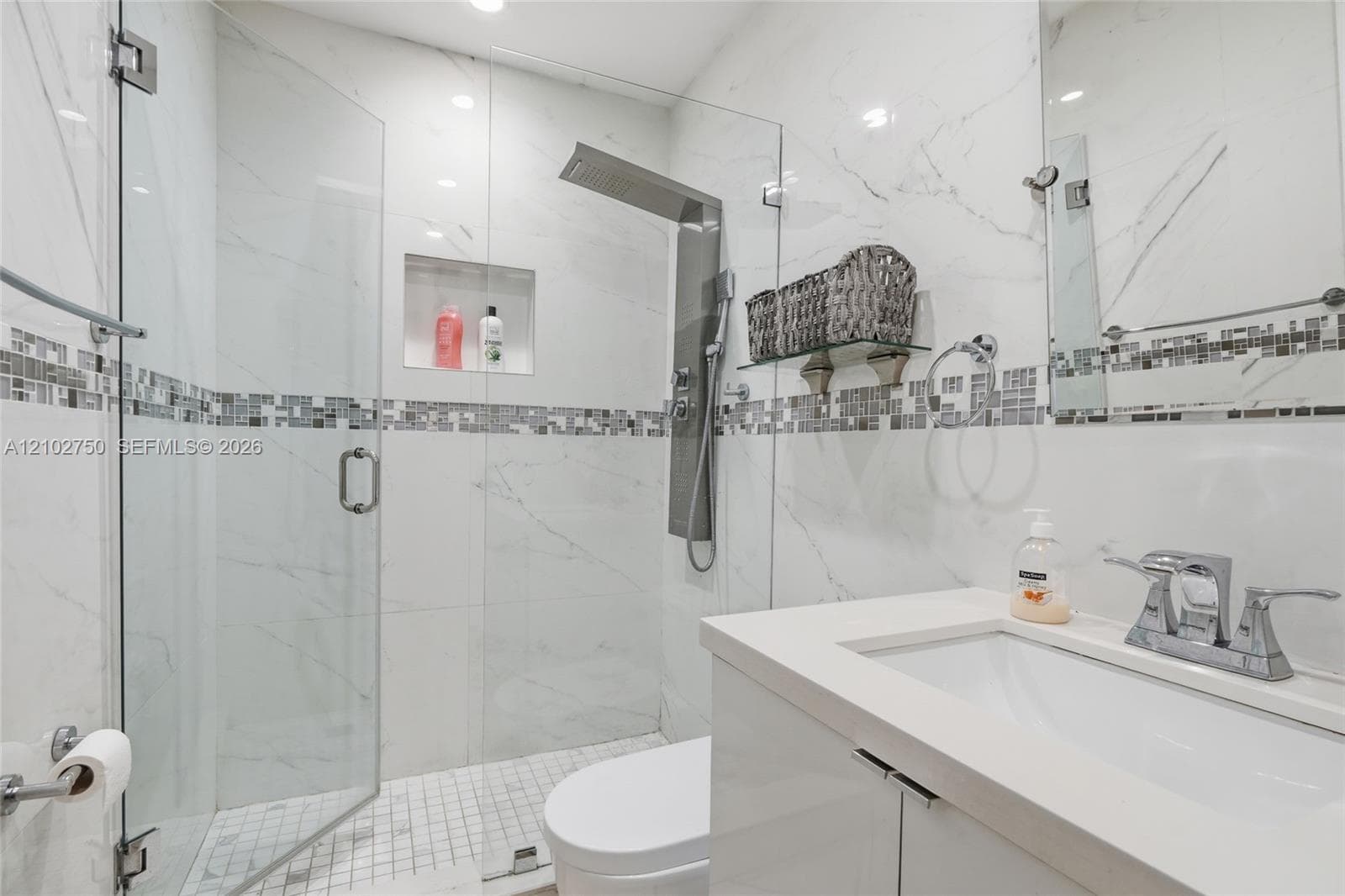 13996 Lake Lure Ct photo 17