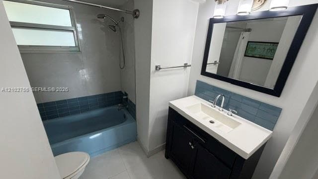 ROYAL BAHAMIAN EAST CONDO · #208 in Miami - Photo 16