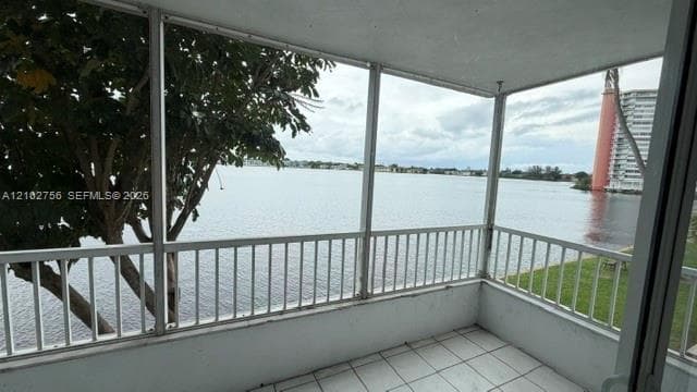 ROYAL BAHAMIAN EAST CONDO · #208 in Miami - Photo 1