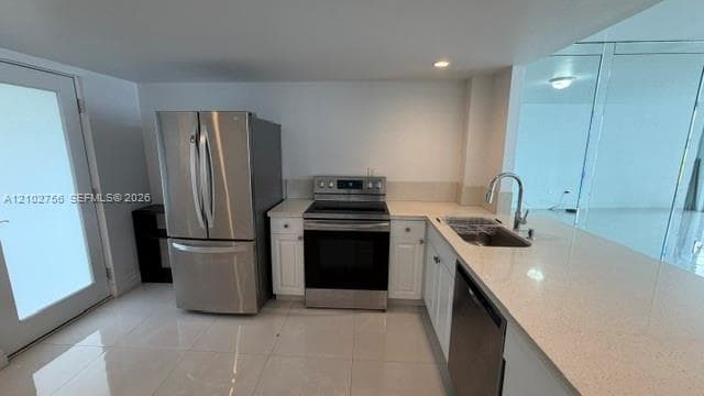 ROYAL BAHAMIAN EAST CONDO · #208 in Miami - Photo 5