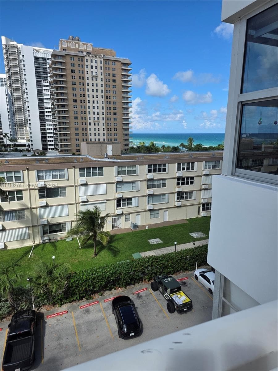 THE HEMISPHERES · #5F in Hallandale Beach - Photo 7