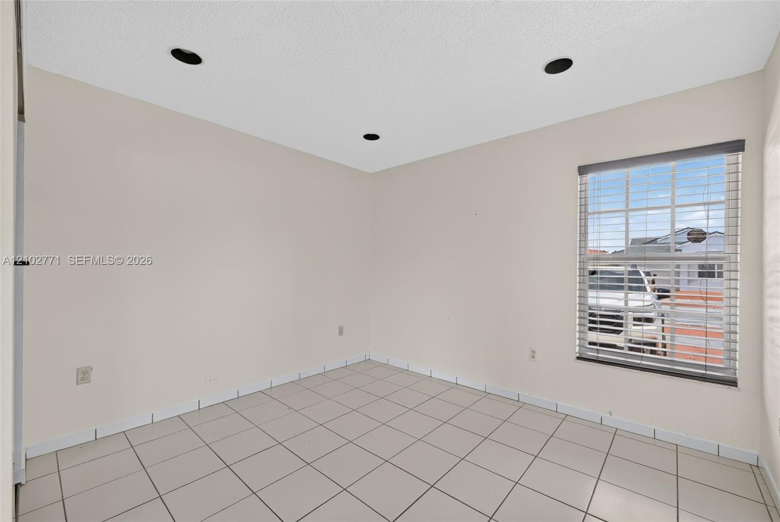 13440 SW 28 ST photo 9