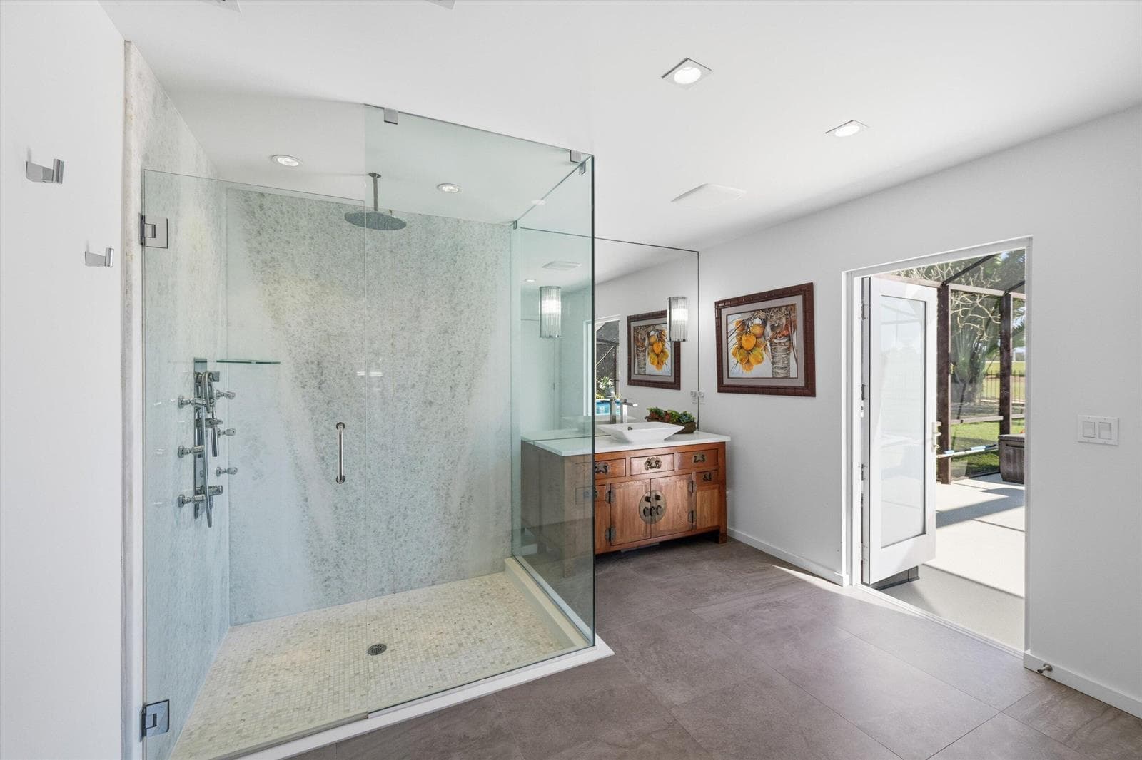 Cabana Bath