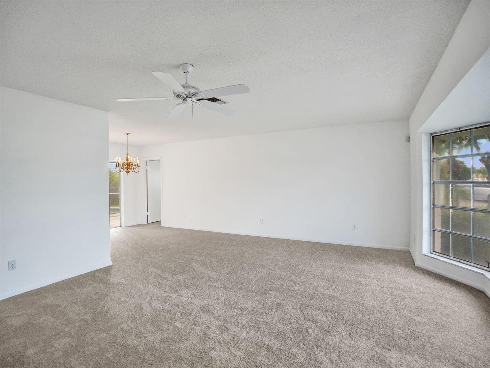 Living Dining 2