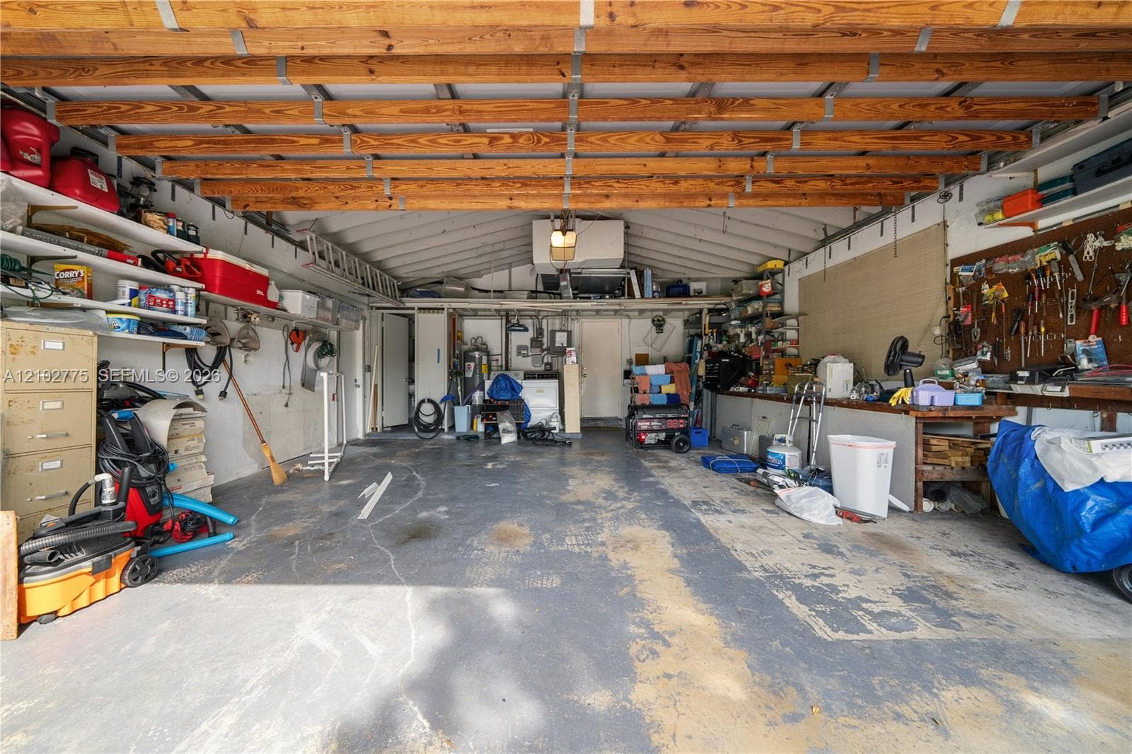 12805 Maple Rd photo 40