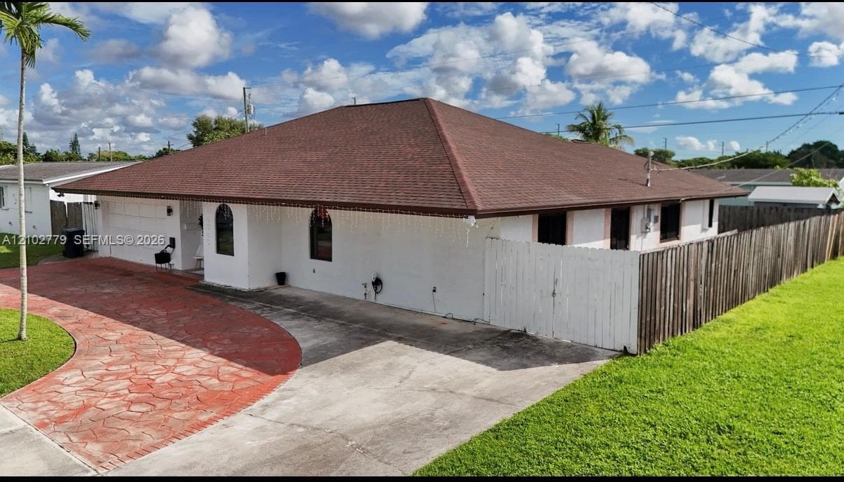 14643 SW 104th Ave photo 28
