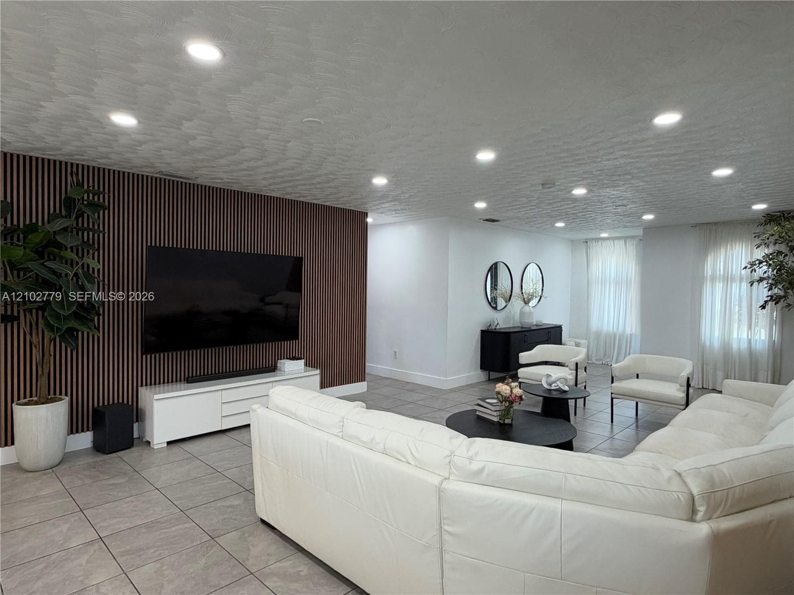 14643 SW 104th Ave photo 8
