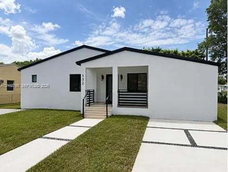 532 SW 44th Ave #0 photo 2