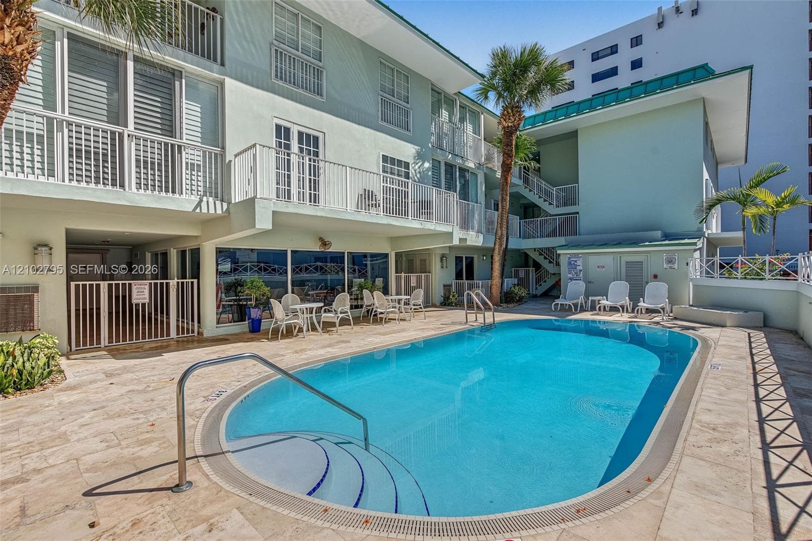 GOVERNORS LODGE ASSOC CON · #1B in Key Biscayne - Photo 2