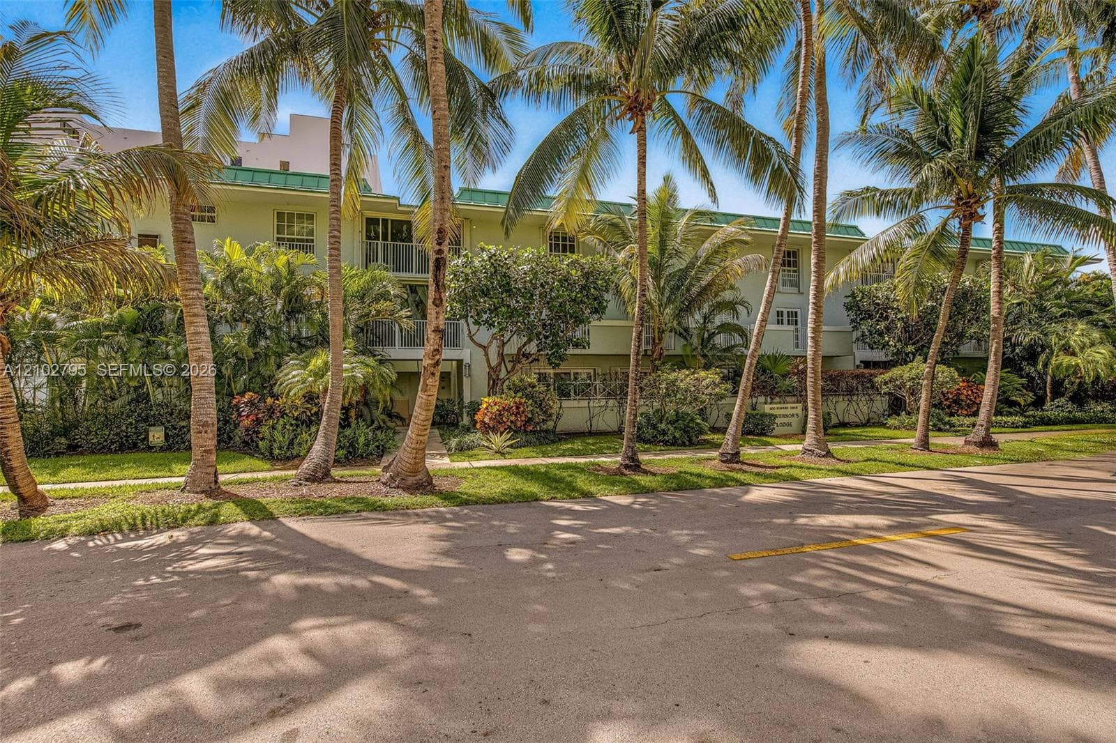 GOVERNORS LODGE ASSOC CON · #1B in Key Biscayne - Photo 3