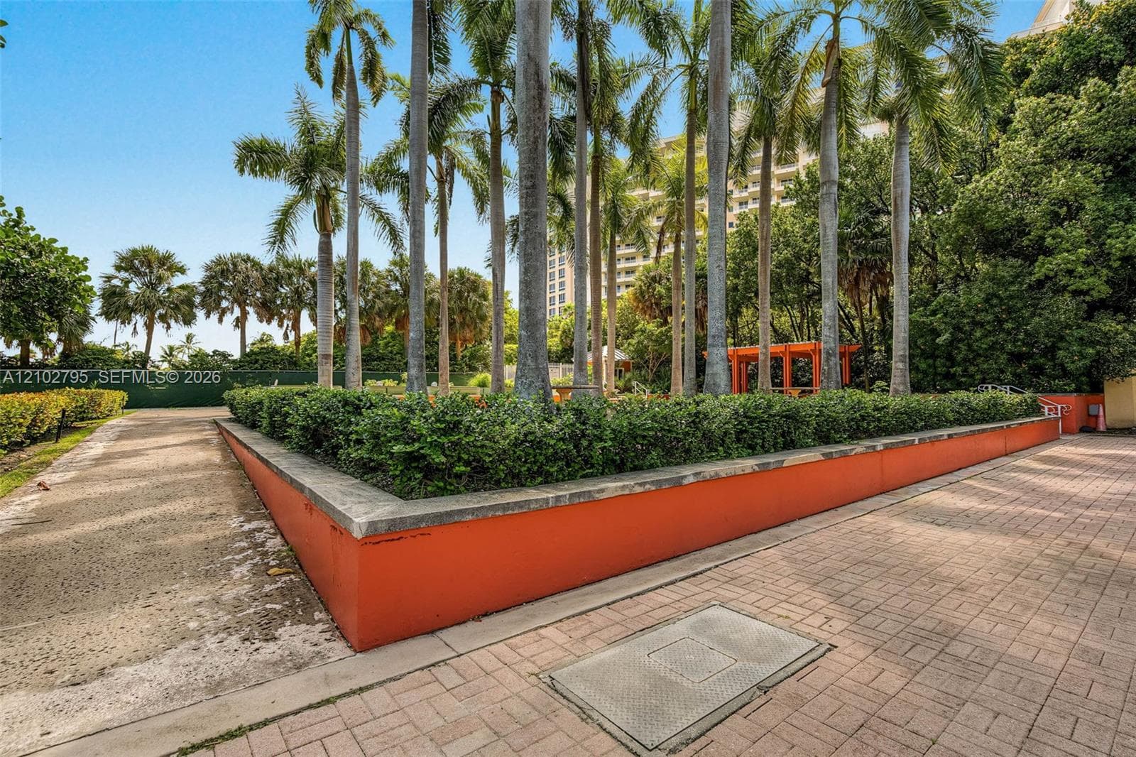 GOVERNORS LODGE ASSOC CON · #1B in Key Biscayne - Photo 32