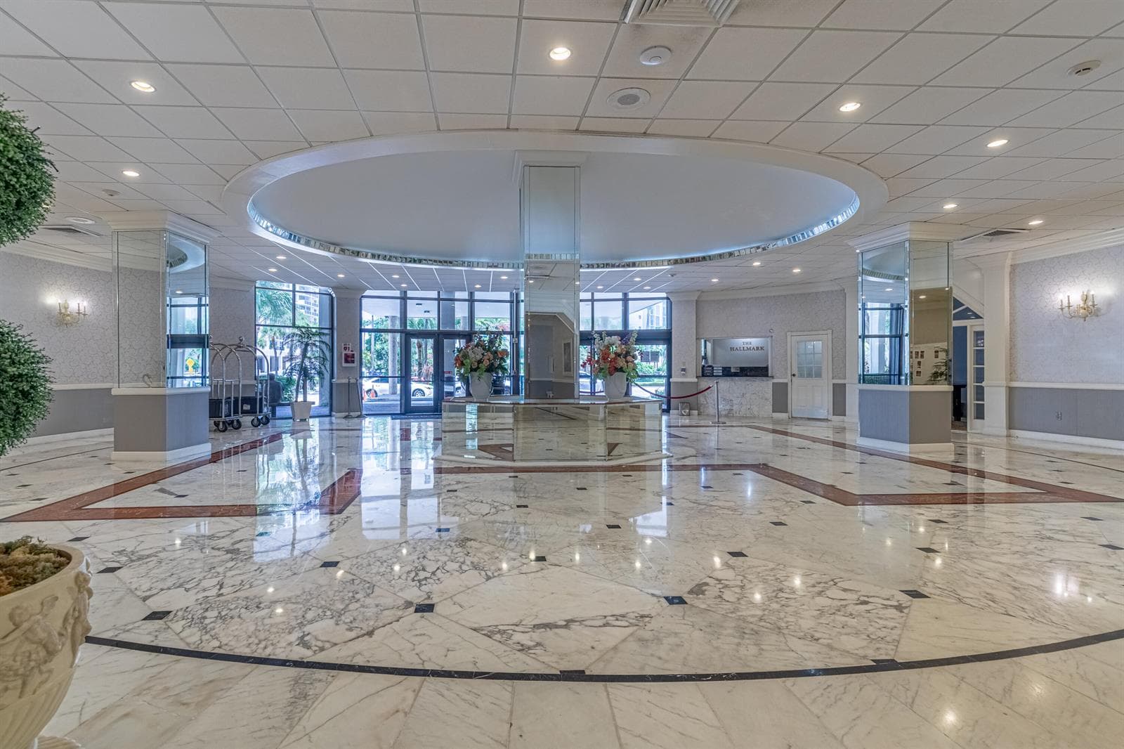 Lobby-B