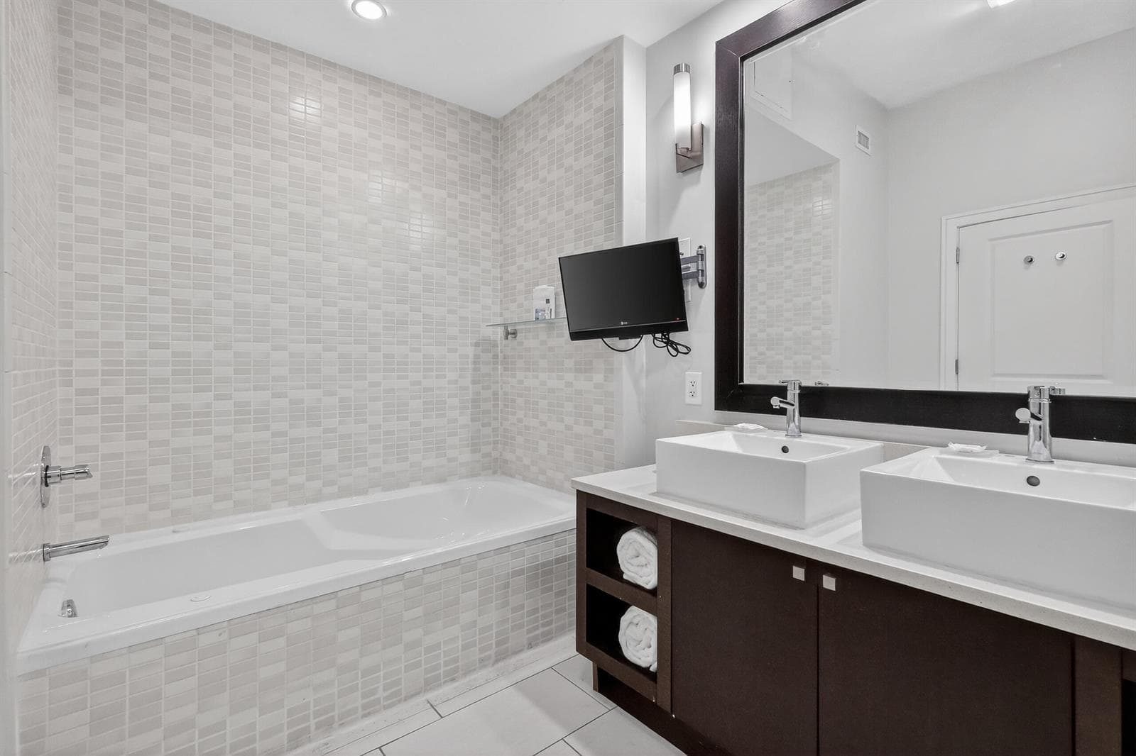 11-print-8H3A4660