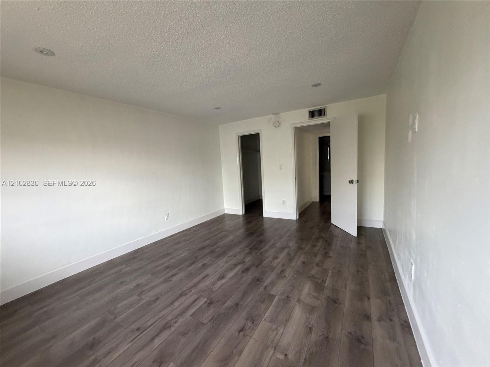 GRIFFING CONDO · #205 in North Miami - Photo 8