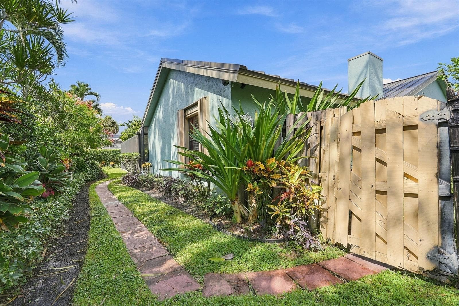 Side yard
