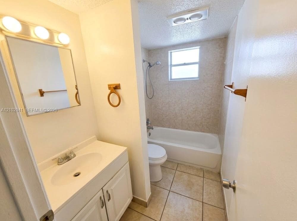L'SOLEI CONDOMINIUM · #219 in Hallandale Beach - Photo 7