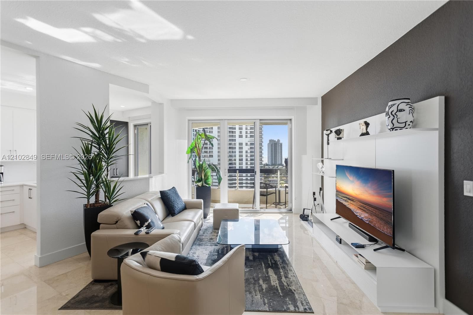 Mystic Pointe Tower 300 · #PH-16 in Aventura - Photo 12