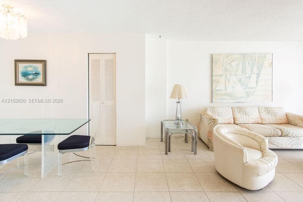 The Kennedy House · #8A in North Bay Village - Photo 8