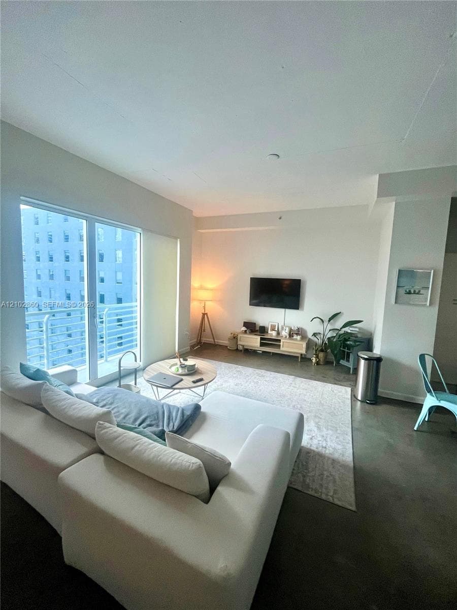 Loft Downtown II · #809 in Miami - Photo 7