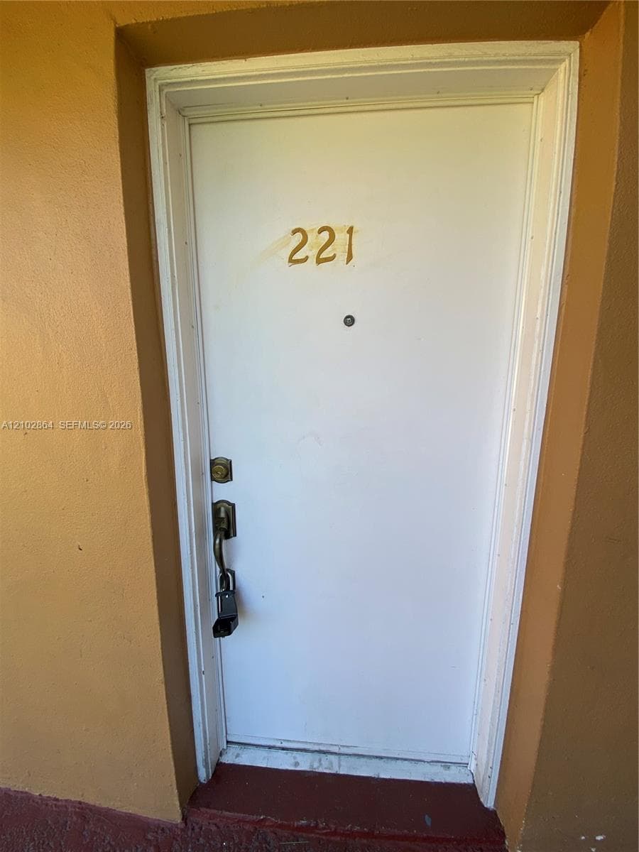 THE KENSINGTON CONDO · #221A in Hialeah - Photo 5