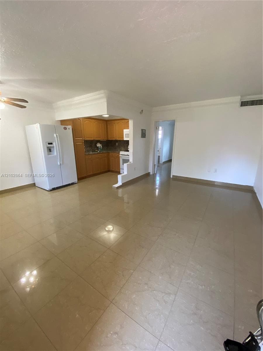 THE KENSINGTON CONDO · #221A in Hialeah - Photo 8
