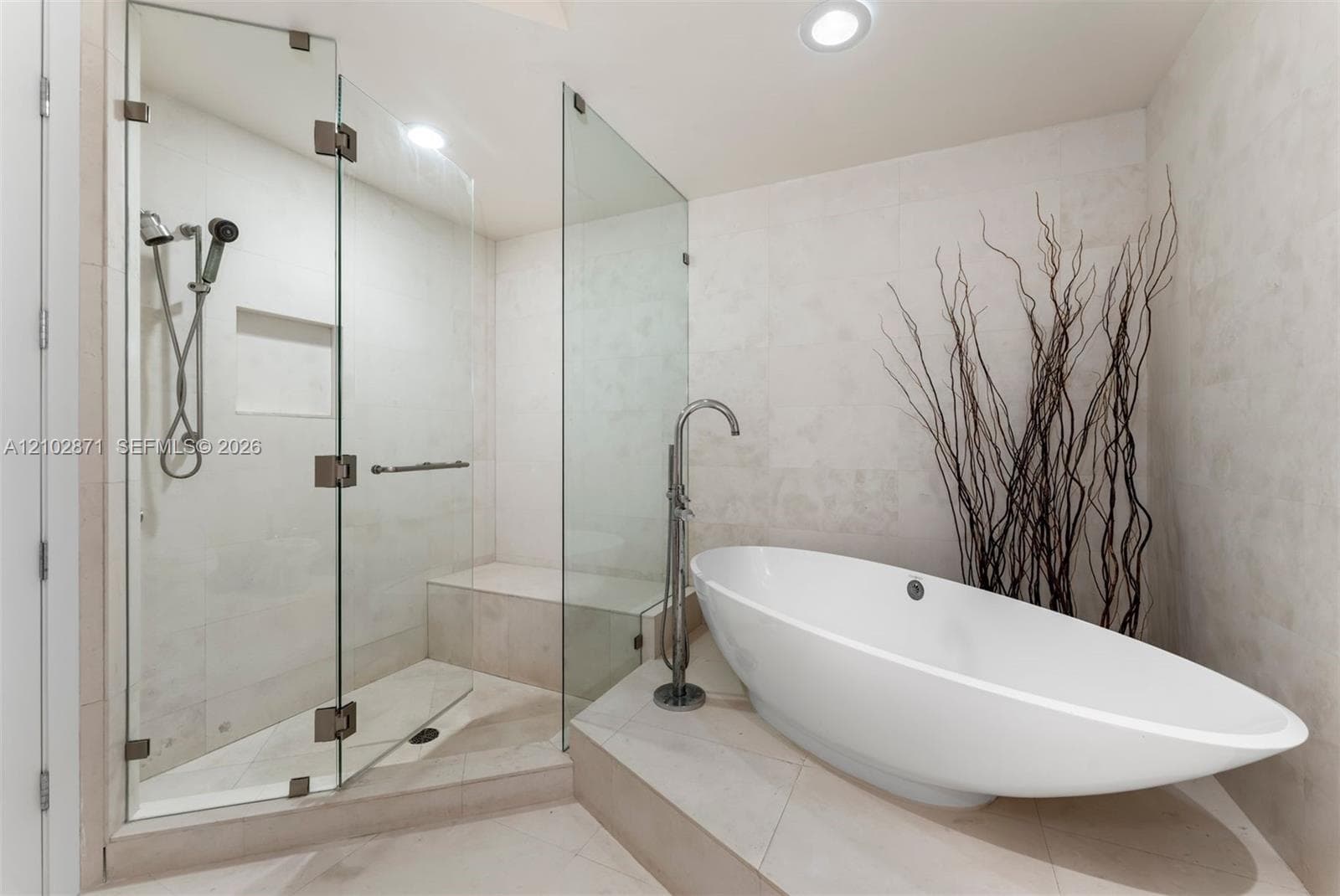 Turnberry Ocean Colony · #3404 in Sunny Isles Beach - Photo 35