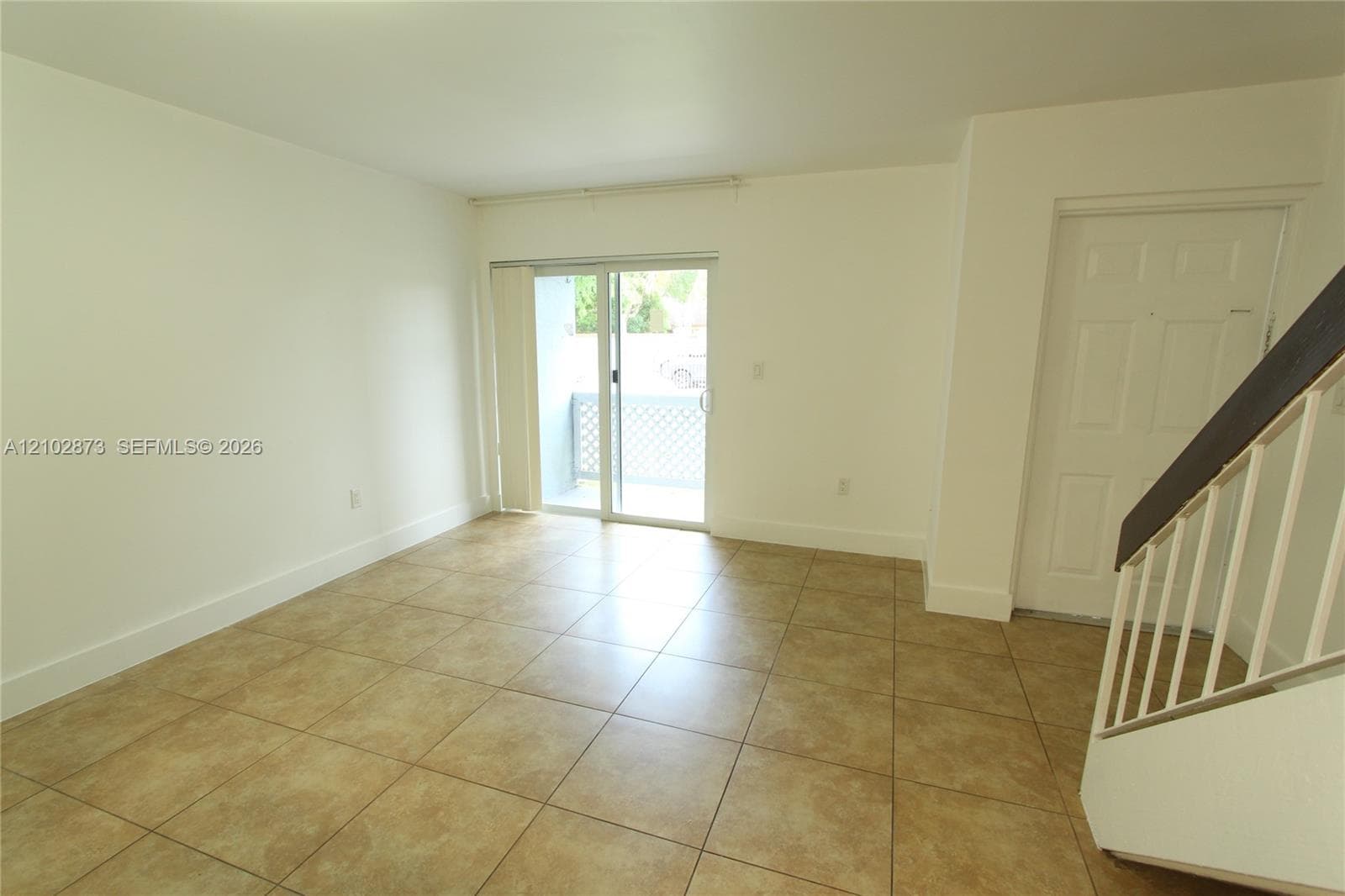 ANTIGUA AT CNTRY CLUBOF M · #M-21 in Hialeah - Photo 3