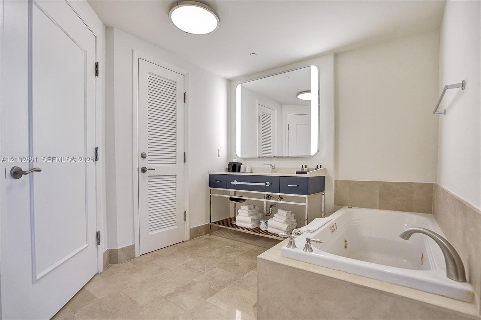 Fontainebleau Tresor · #1503 in Miami Beach - Photo 32