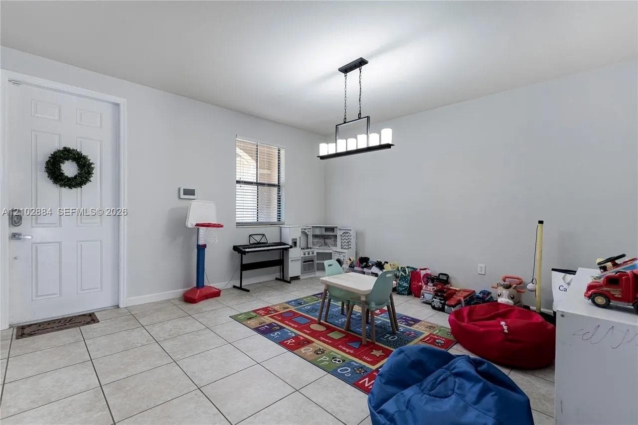 3653 SE 2nd Ct photo 21