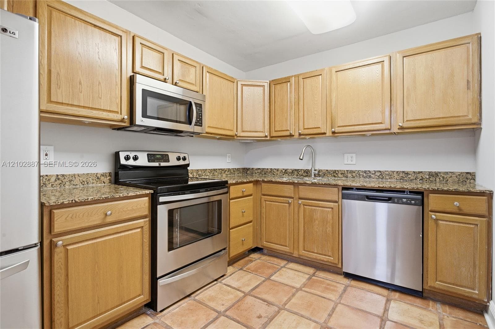 OLYMPUS CONDO PHASE · #415 in Hallandale Beach - Photo 10