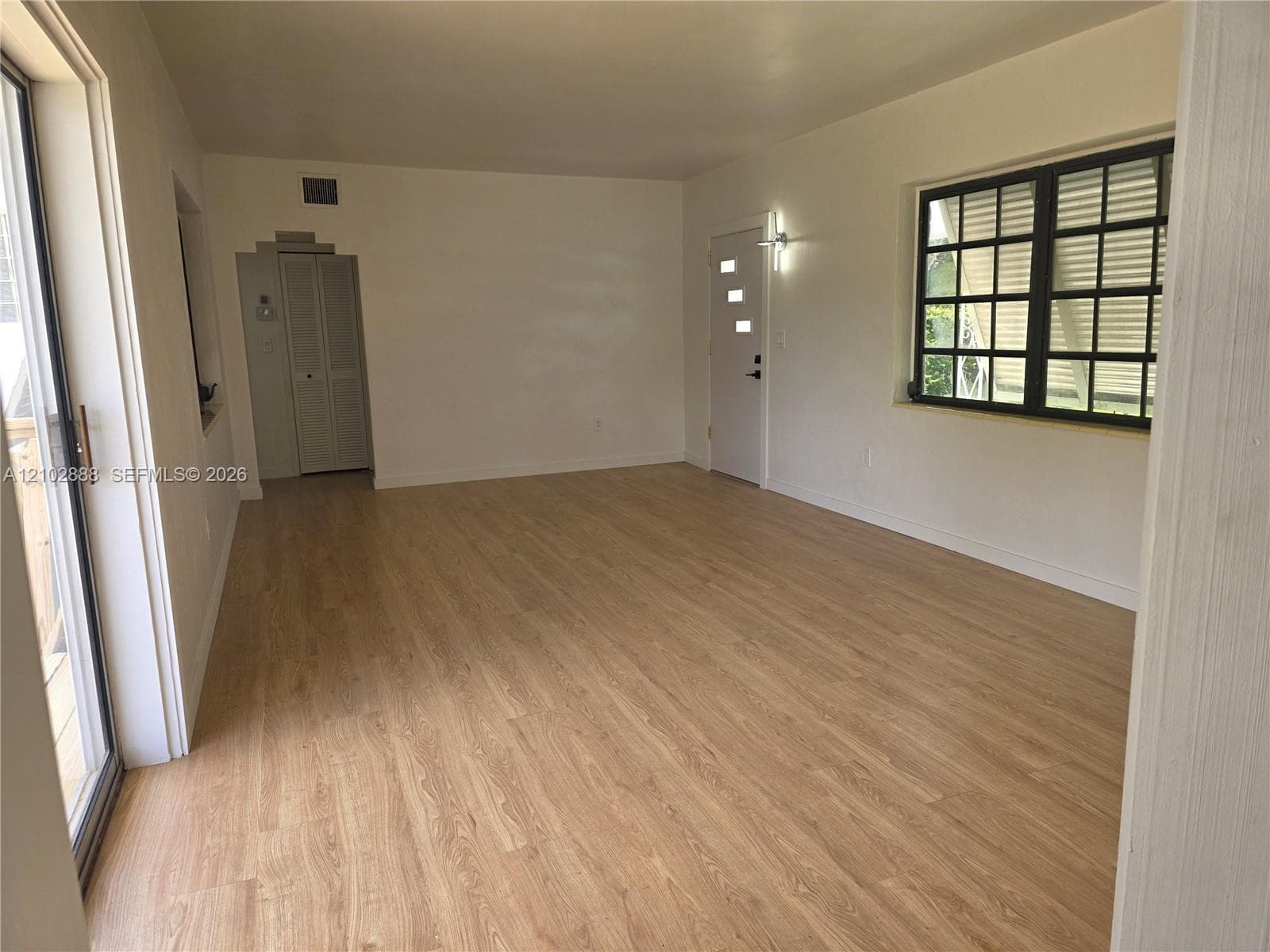 5811 SW 20th St #5811 photo 3