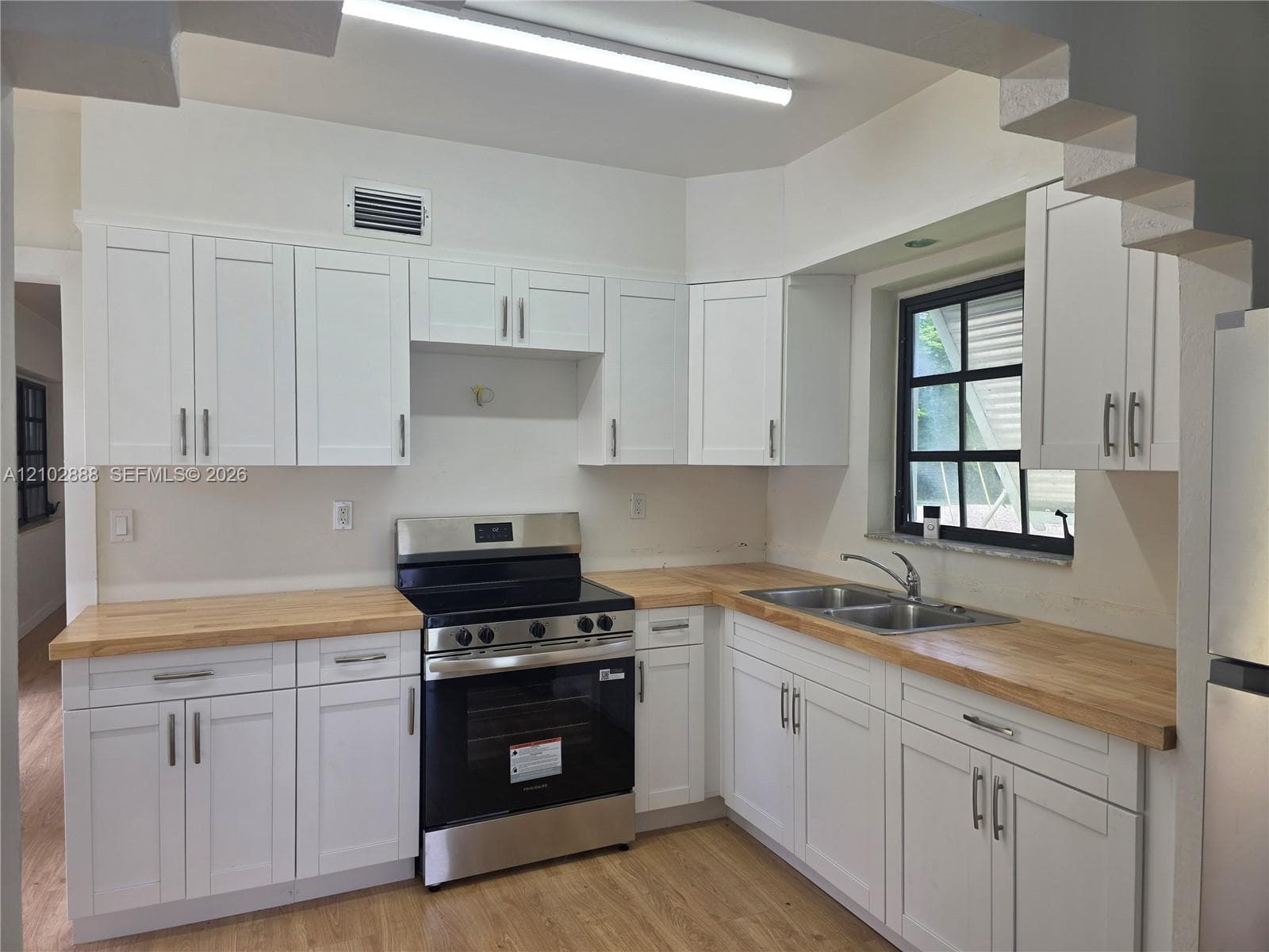 5811 SW 20th St #5811 photo 8