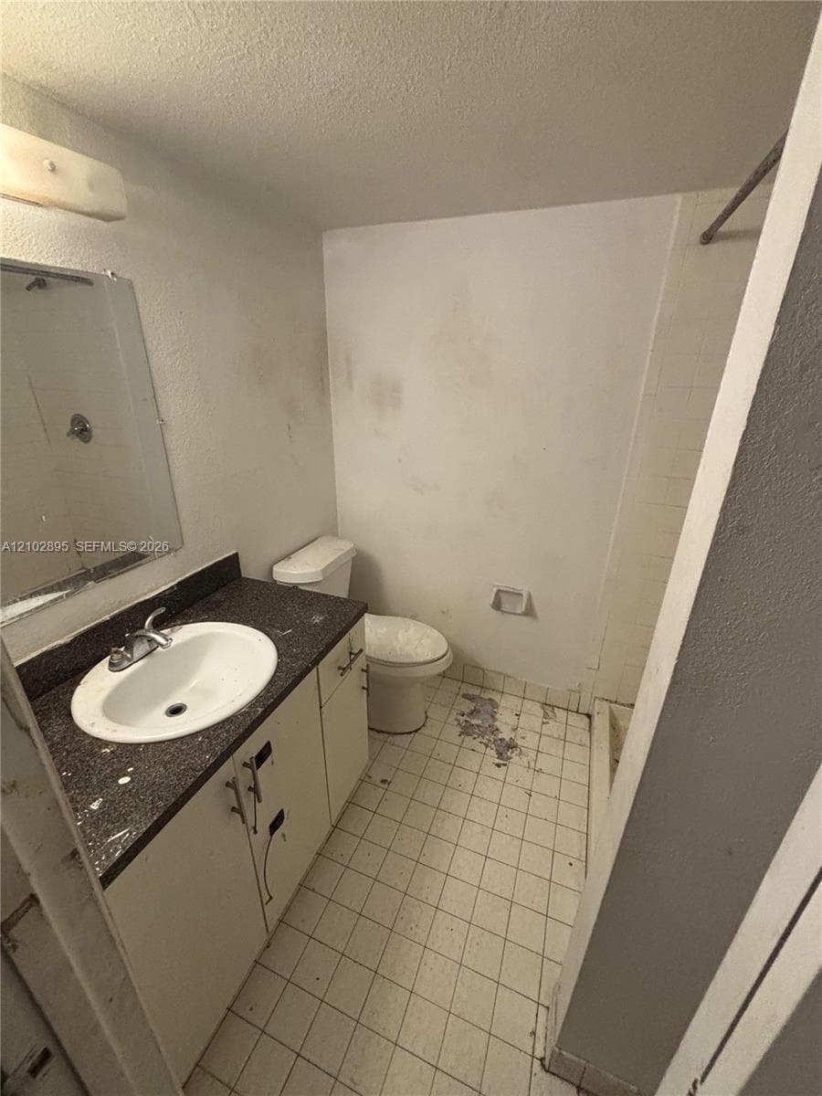 MONTEREY CONDO · #106-40 in Miami - Photo 16