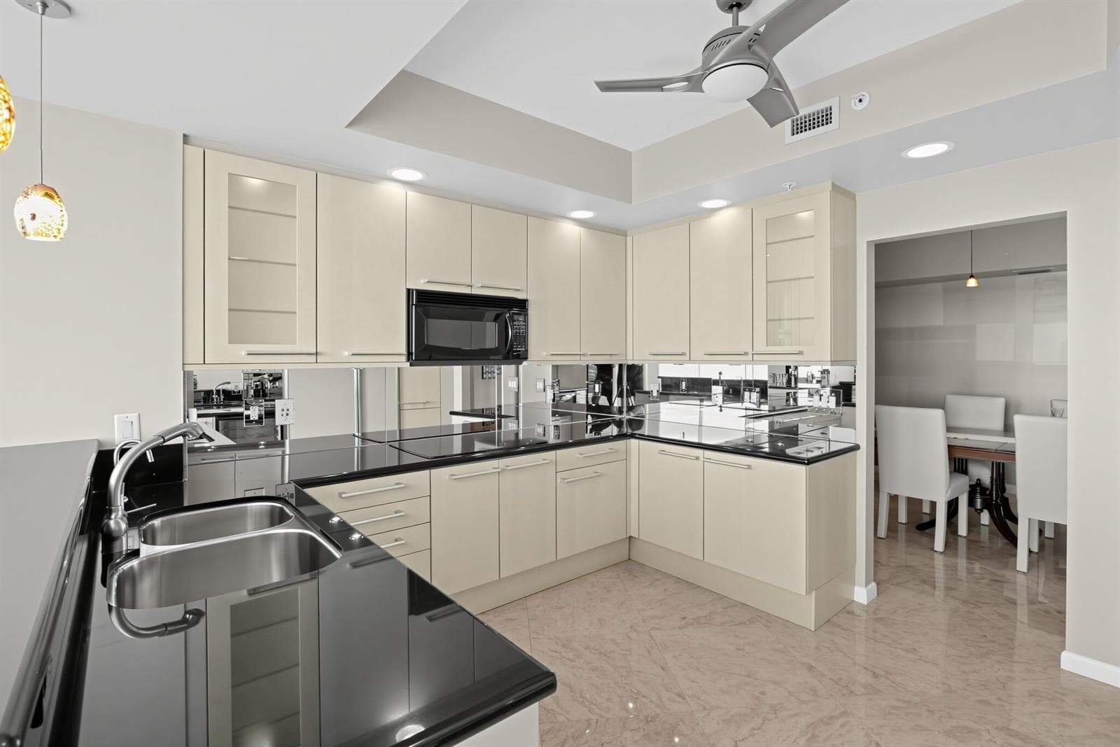 Large Kitchen