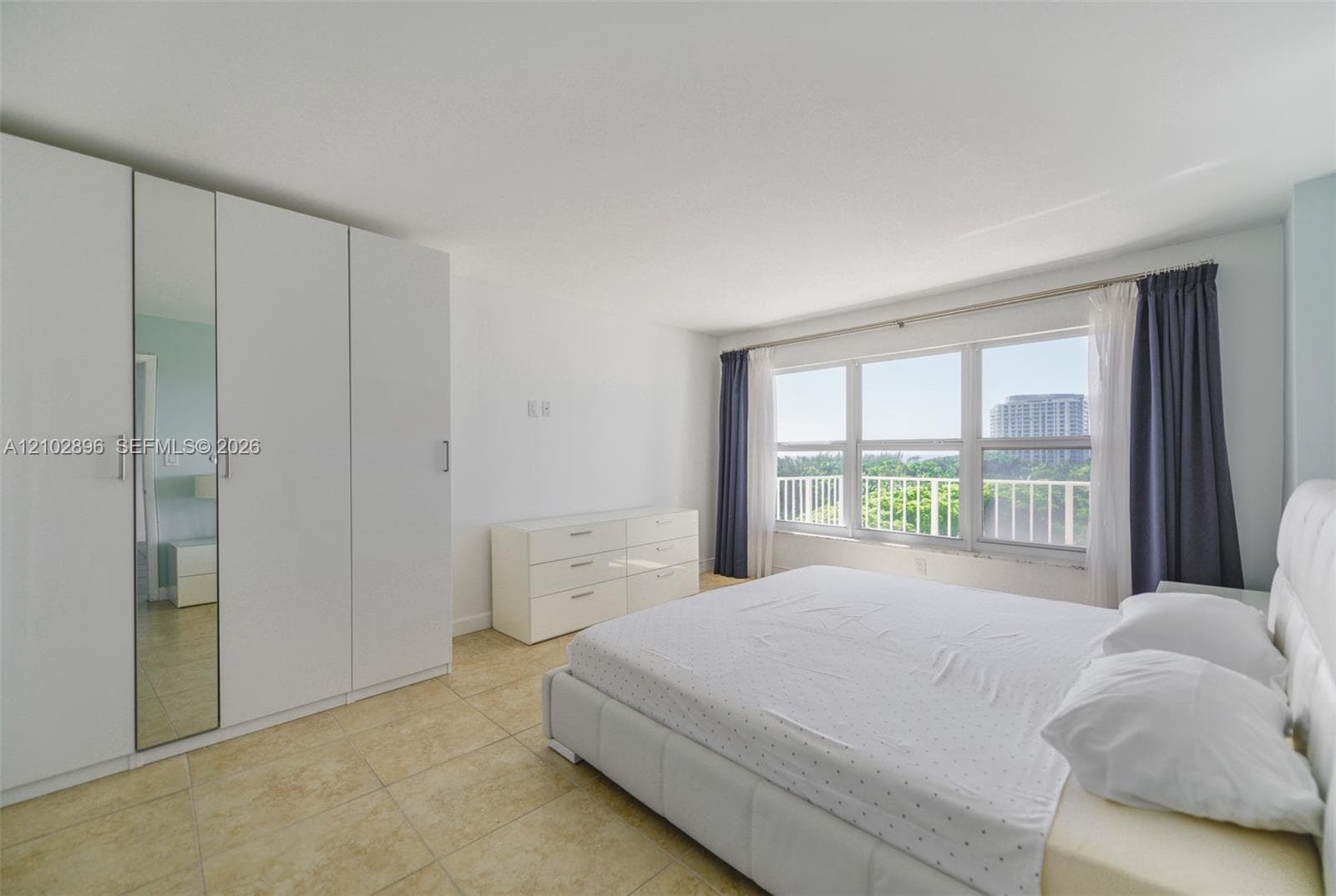 CARLTON TOWER CONDO · #8D in Fort Lauderdale - Photo 7