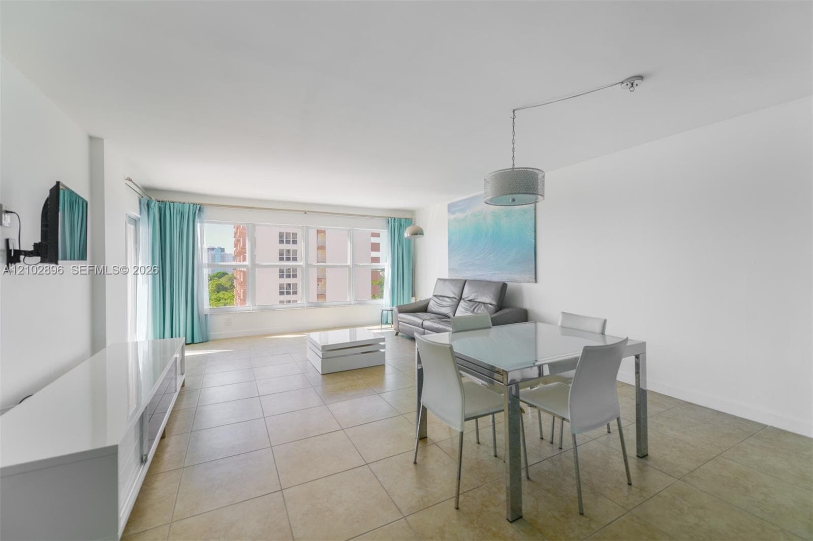 CARLTON TOWER CONDO · #8D in Fort Lauderdale - Photo 1