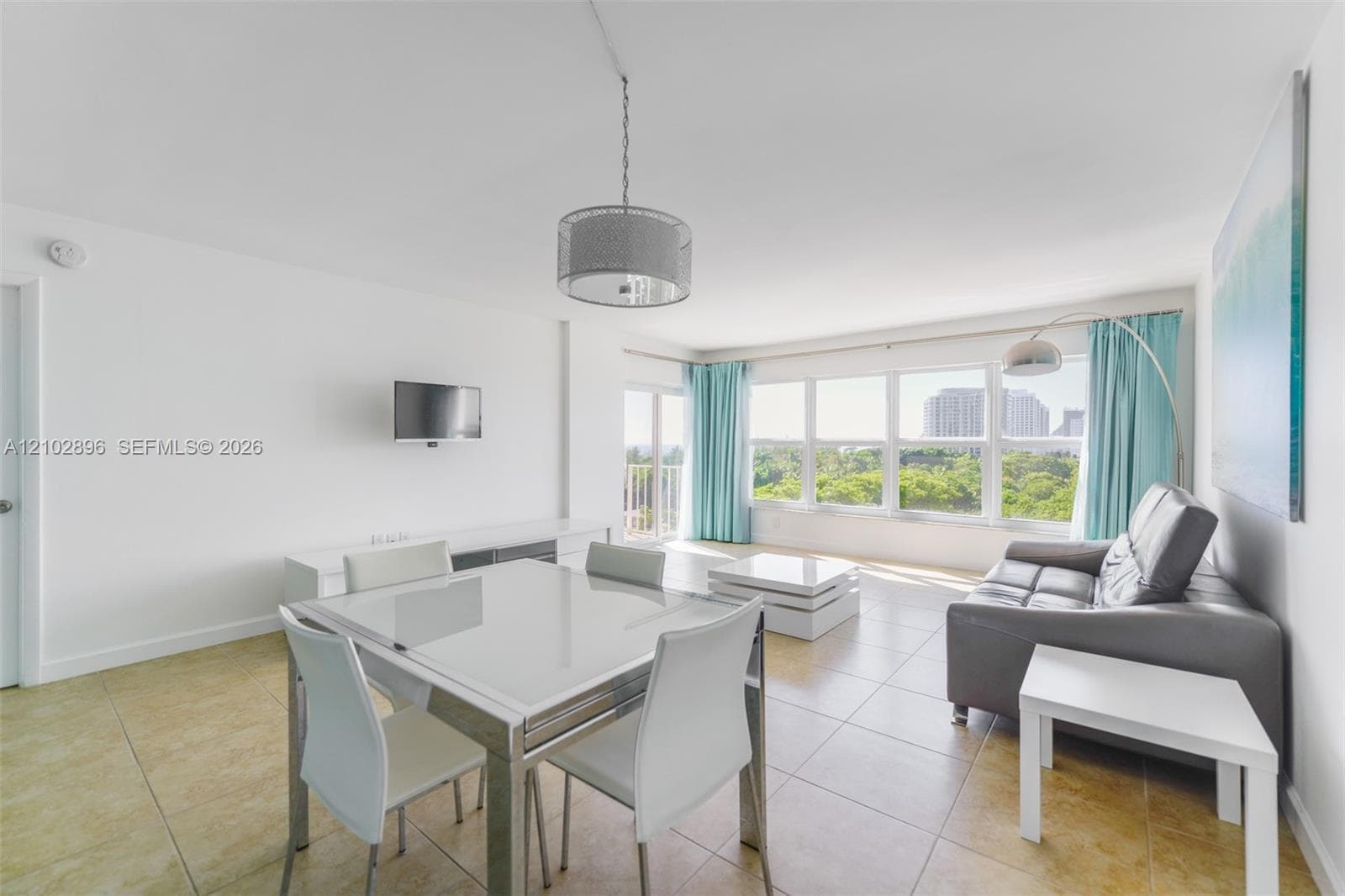 CARLTON TOWER CONDO · #8D in Fort Lauderdale - Photo 8