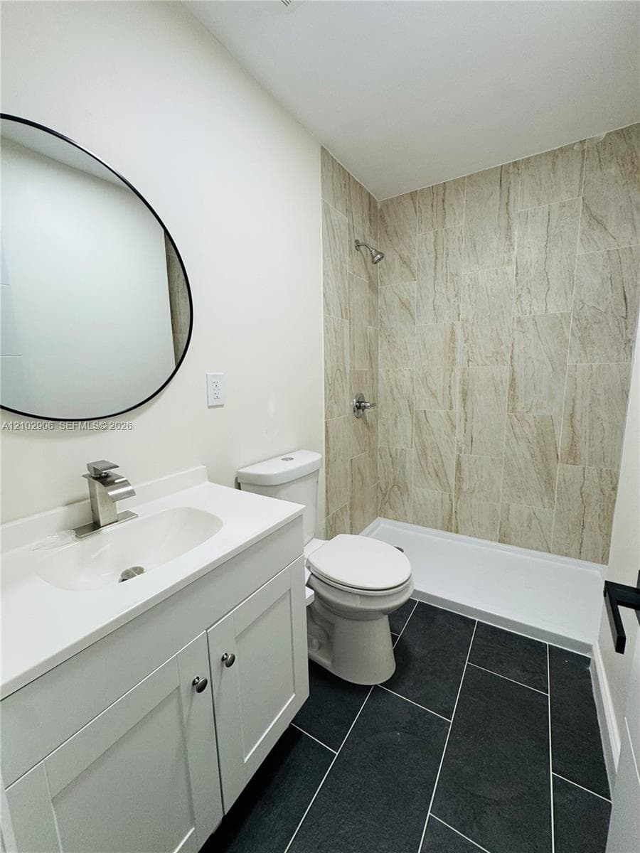 613 6th St #1 photo 4