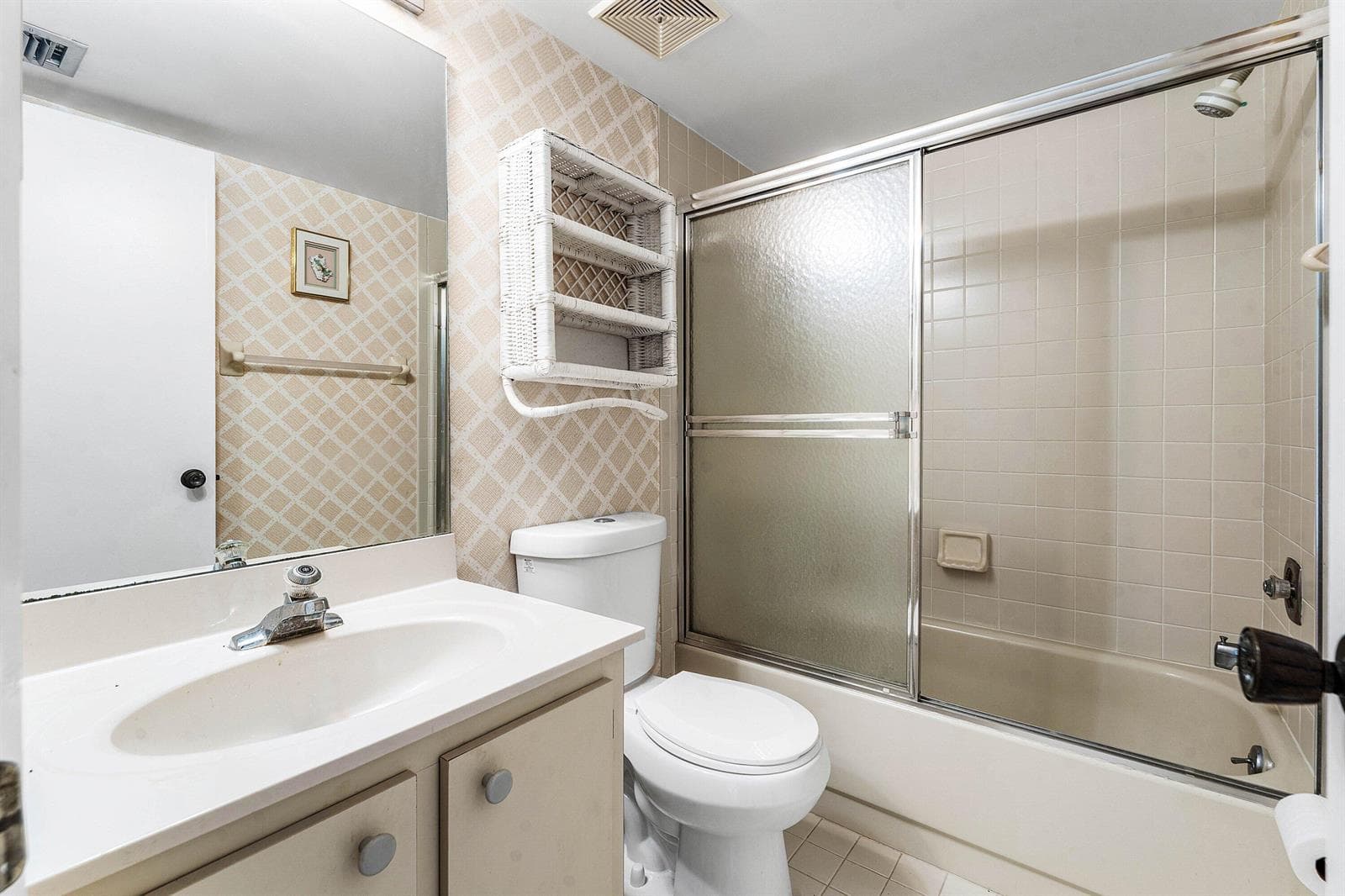 012-12970BriarlakeDrive-204-PalmBeachGar