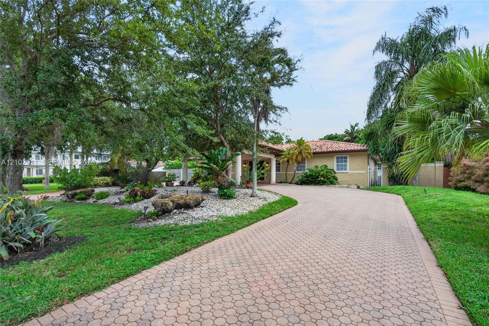 14640 Snapper Dr photo 4