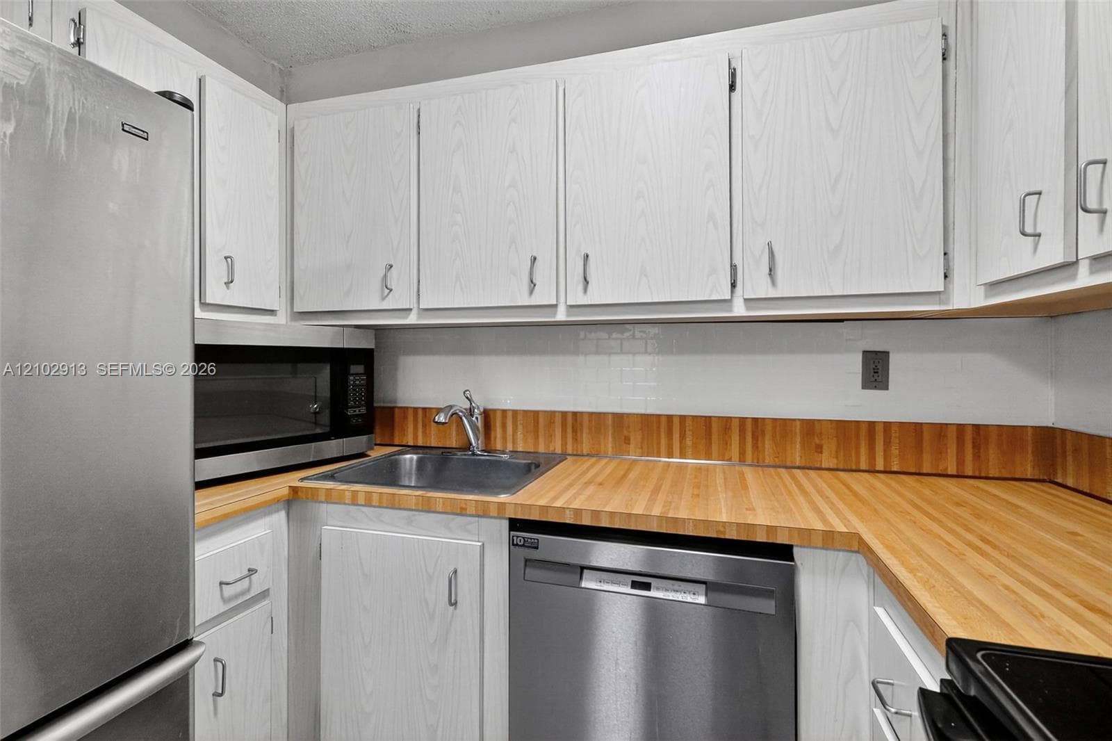Ocean View Plaza · #303 in Miami Beach - Photo 4