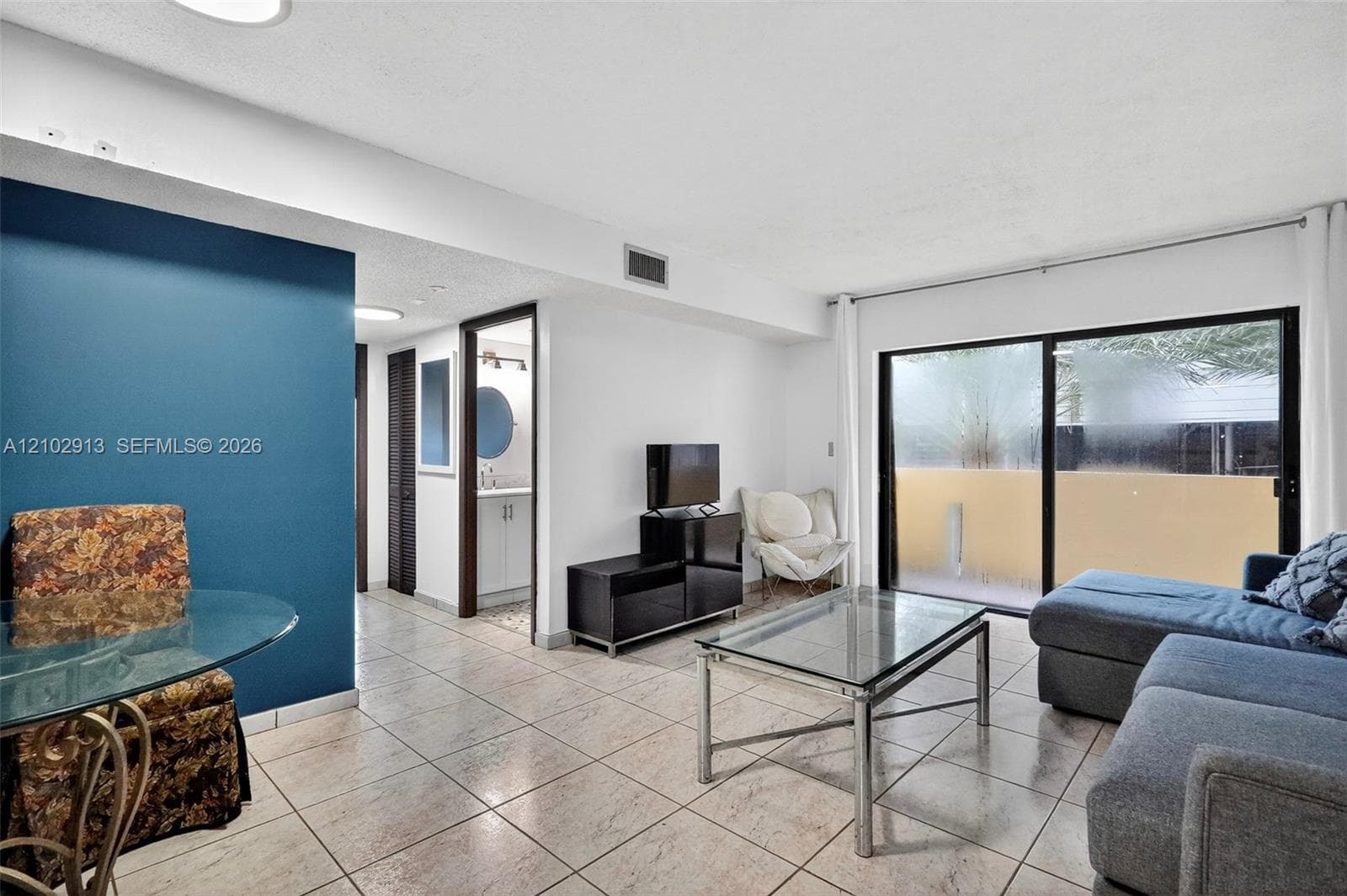 Ocean View Plaza · #303 in Miami Beach - Photo 8
