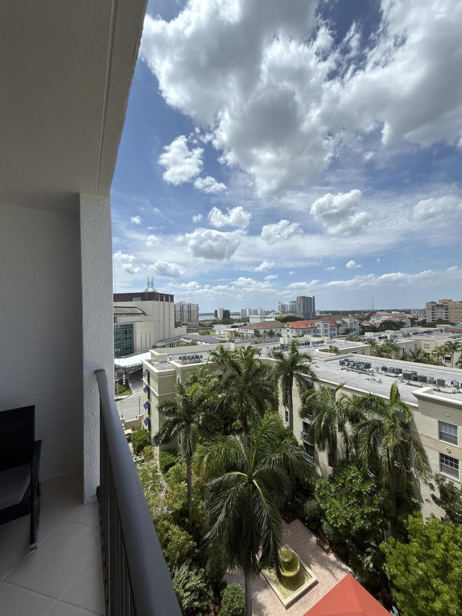 BalconyFinal1