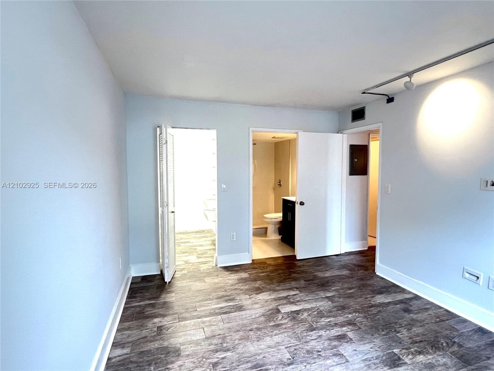 KENLAND WALK CONDO IV · #105 in Miami - Photo 13